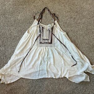 Umgee A Line flowy cross back tank. Peasant. Boho. Hippie. Lace and floral. Med